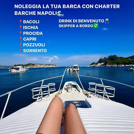 Hotel na wodzie Noleggio Charter Barche Napoli